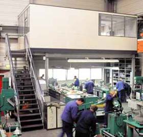 Betriebsbüro-hochgesetzt